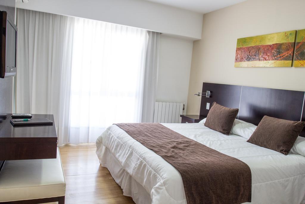 Agua Dulce Hotel Tandil Kamer foto